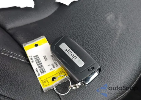 2025 Jeep Compass Limited 4X4 z USA, uszkodzony, nr VIN 3C4NJDCNXST601858